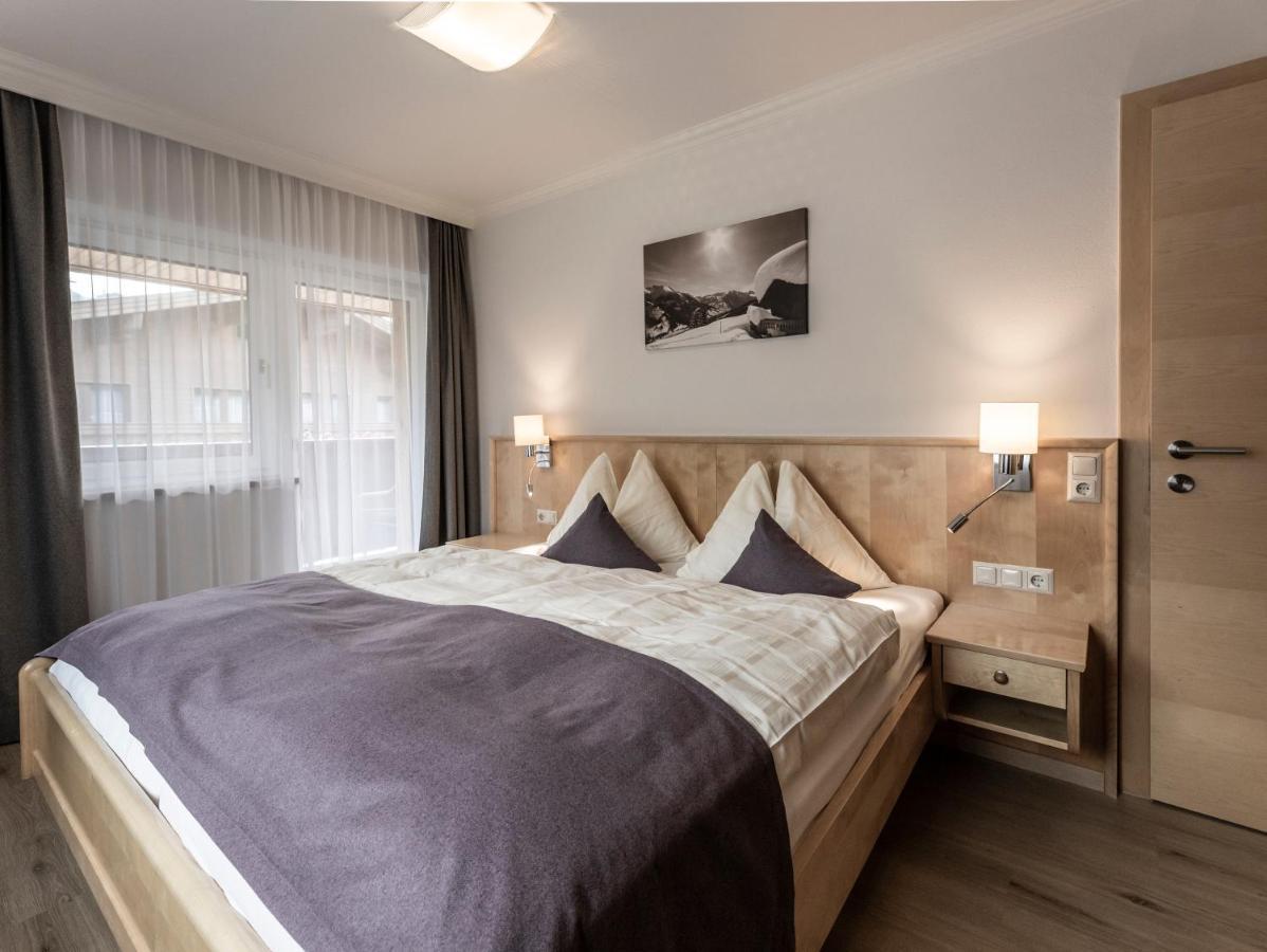 Frau Gans - Pure Mountain Apartments Saalbach-Hinterglemm Exterior foto