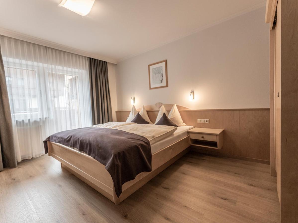 Frau Gans - Pure Mountain Apartments Saalbach-Hinterglemm Exterior foto