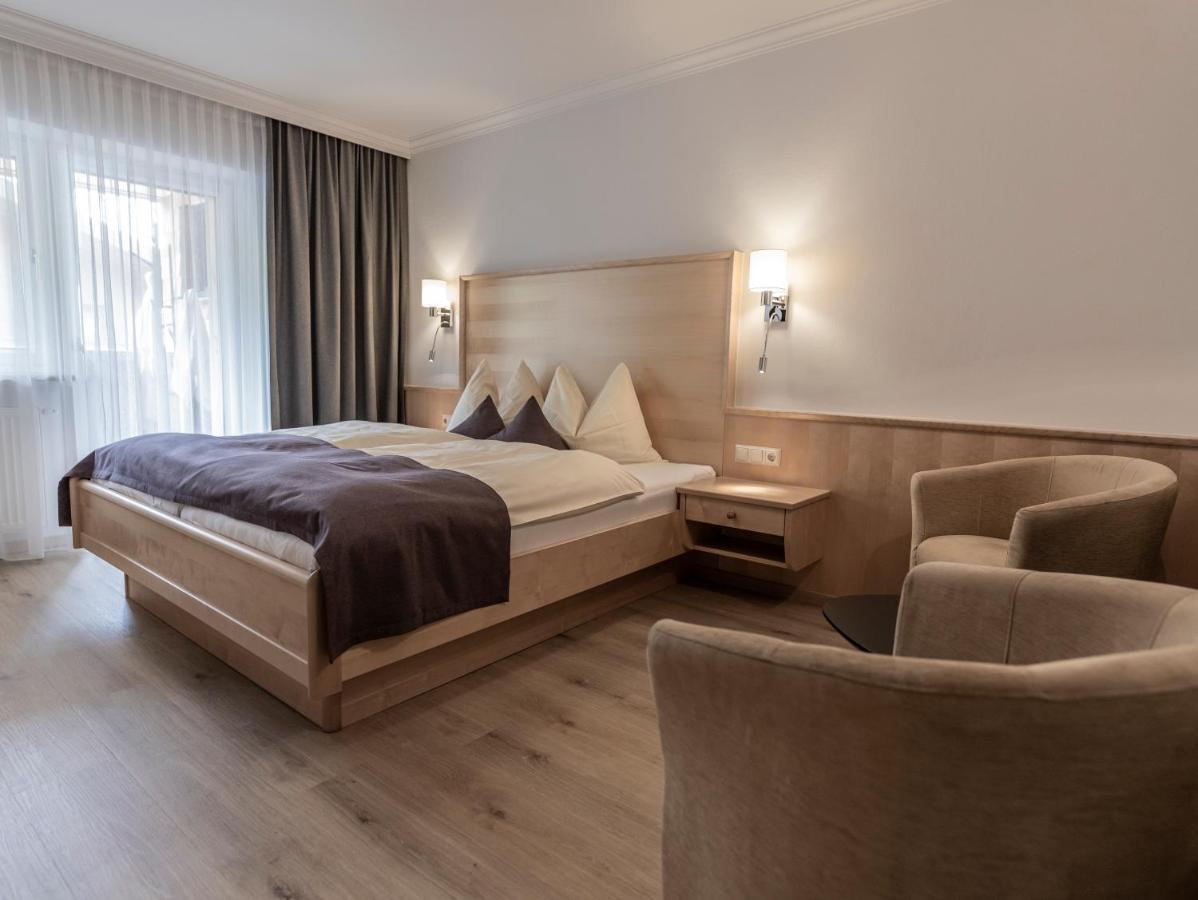 Frau Gans - Pure Mountain Apartments Saalbach-Hinterglemm Exterior foto