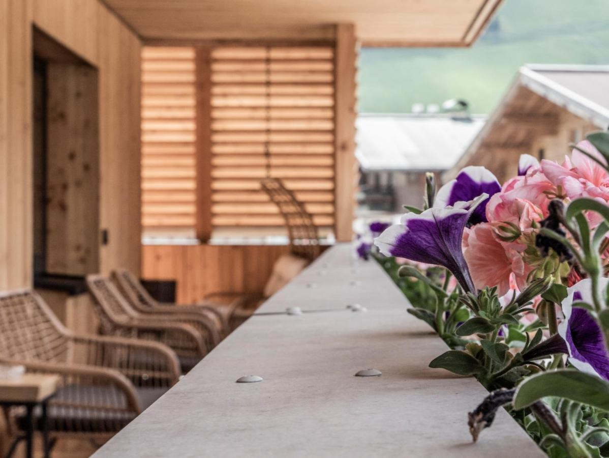 Frau Gans - Pure Mountain Apartments Saalbach-Hinterglemm Exterior foto